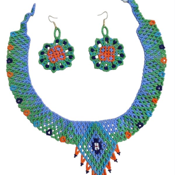 Collar  y Aretes  azul